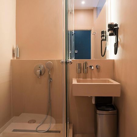Hostal Sol Y K Барселона Екстер'єр фото