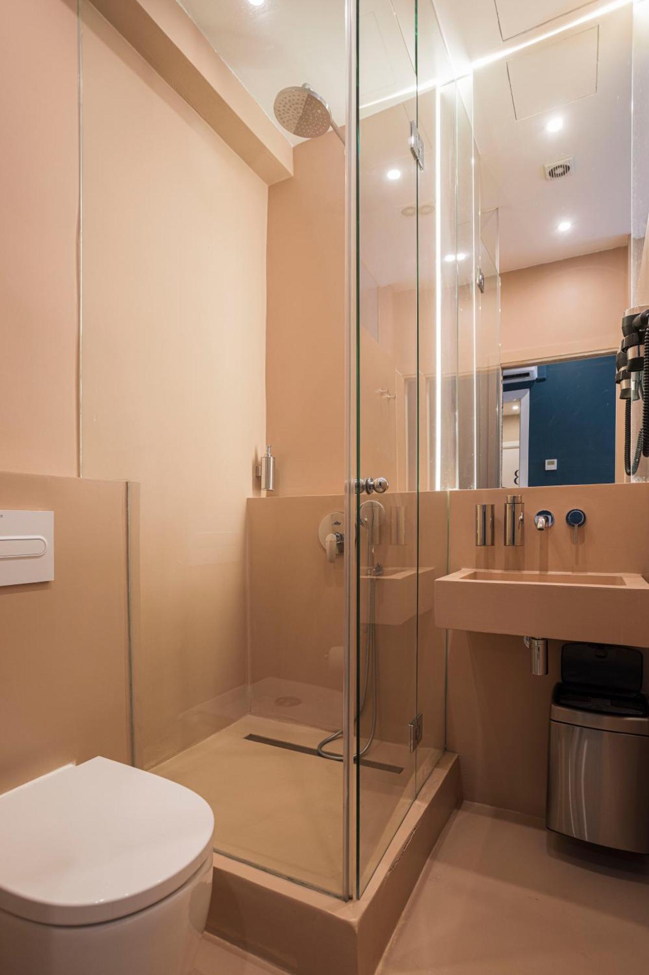 Hostal Sol Y K Барселона Екстер'єр фото