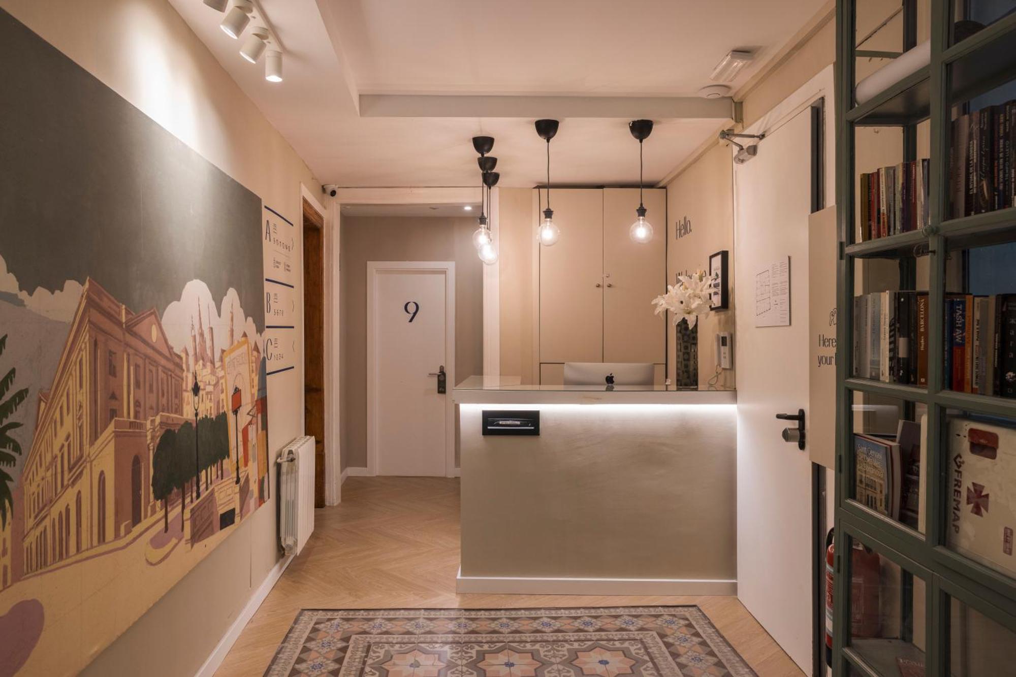 Hostal Sol Y K Барселона Екстер'єр фото