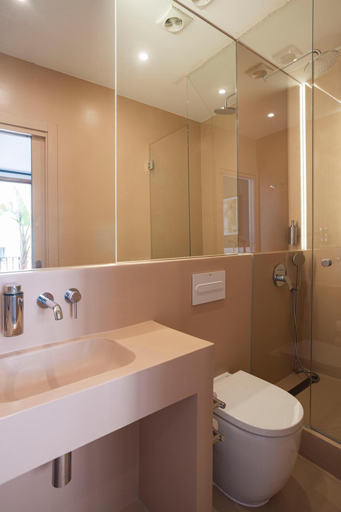 Hostal Sol Y K Барселона Екстер'єр фото