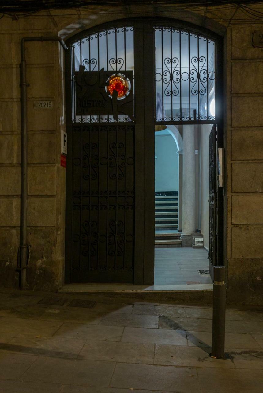 Hostal Sol Y K Барселона Екстер'єр фото